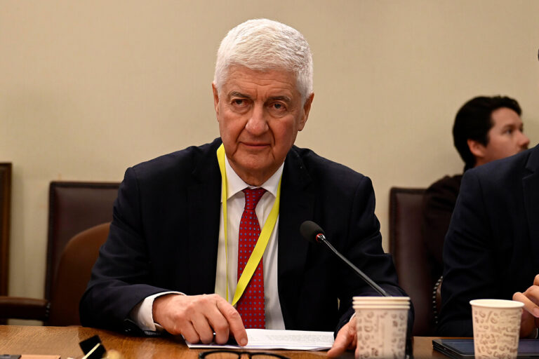 Director del SII no declaró ampliaciones de vivienda en Paine y evitó pago total de contribuciones durante años