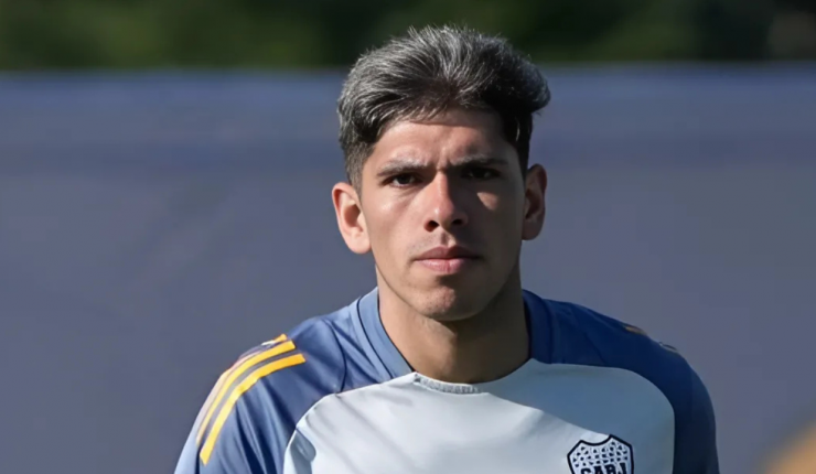 Carlos Palacios vuelve a entrenar en Boca, pero Russo toma firme decisión para el clásico con Racing