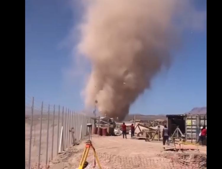 Impactante registro de gigantesco 