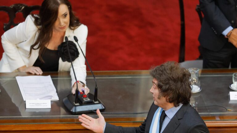 Tensión en el Gobierno argentino: Milei llama 