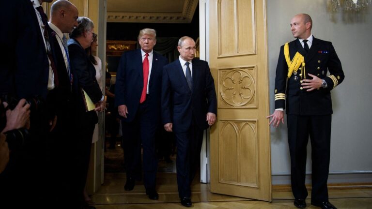 Trump intenta reescribir la historia sobre su relación con Putin