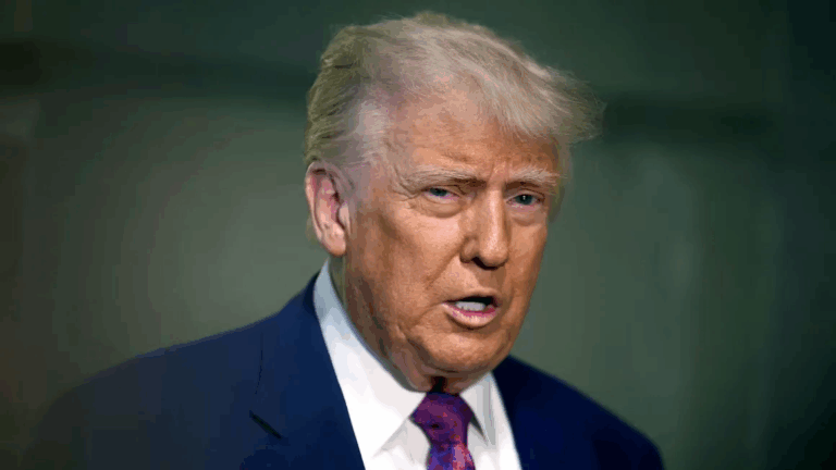 Las teorías de la conspiración pusieron a Trump en el poder, pero ahora se están volviendo en su contra por el caso Epstein