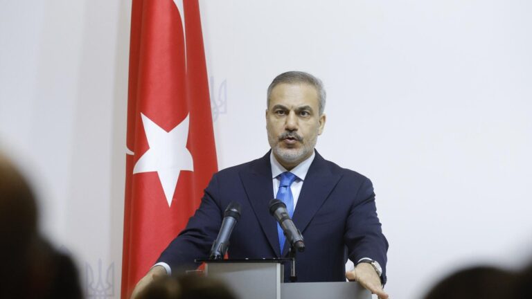 Turquía anuncia cierre de su espacio aéreo y marítimo a Israel y confirma suspensión de las relaciones comerciales
