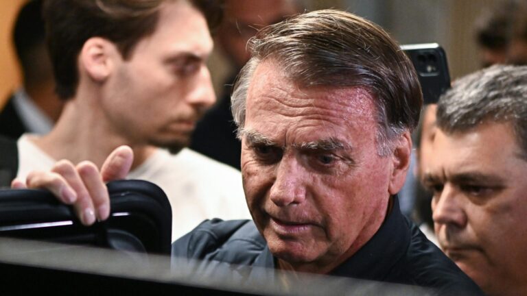 Brasil: Corte Suprema decreta arresto domiciliario para el expresidente Jair Bolsonaro