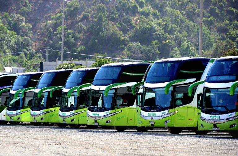 Turbus deberá pagar casi $250 millones en indemnización a familiares de mecánico de bus que murió en accidente laboral