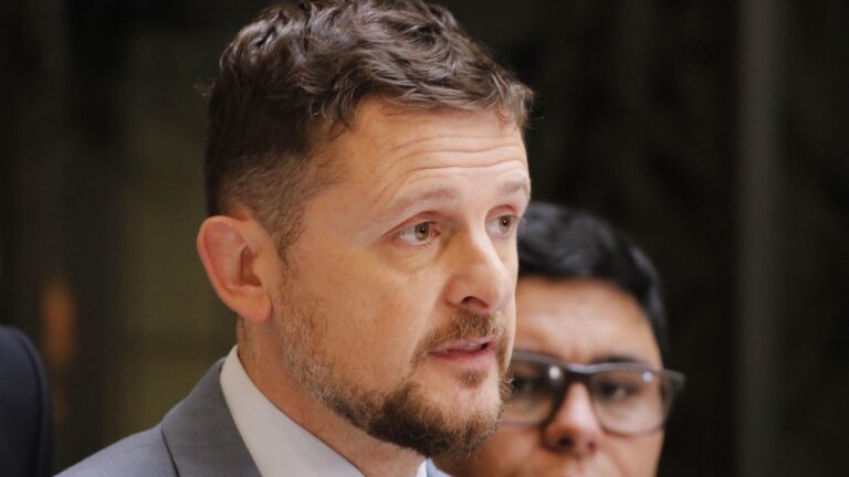 Schubert criticó a Loncon por afirmar que no hay terrorismo en La Araucanía: 