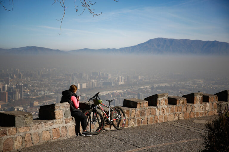 Decretan Alerta Ambiental para este miércoles en la Región Metropolitana: ¿Qué medidas rigen?