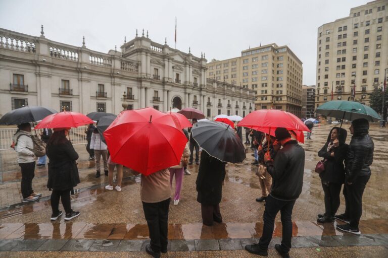 ¿Hasta qué hora lloverá en Santiago? Revisa el pronóstico del clima en tiempo real