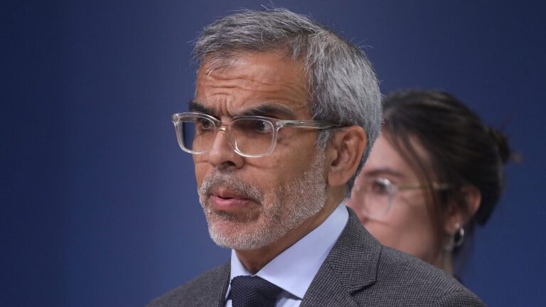 Cordero no descarta uso de la Ley Antiterrorista tras ataque en Victoria: “Si me pregunta, la quiero utilizar”