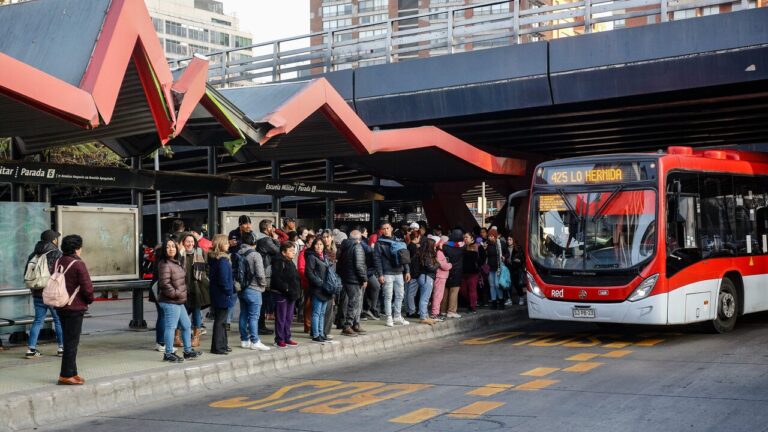 Paro de micreros: DTPM informa que servicios operaron con normalidad durante la hora punta