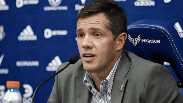 Presidente de Azul Azul cuestiona a Independiente por pedir sanciones para la “U” tras incidentes: “Habla muy mal de ellos”