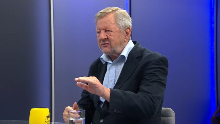 Raúl Sohr y muerte de periodistas en Gaza: “Refuerza la idea de que se está realizando una operación de limpieza étnica”