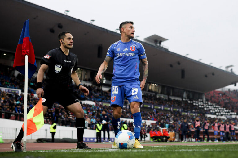 Con una novedad: Así formará la U contra Independiente por los octavos de final ida de Sudamericana