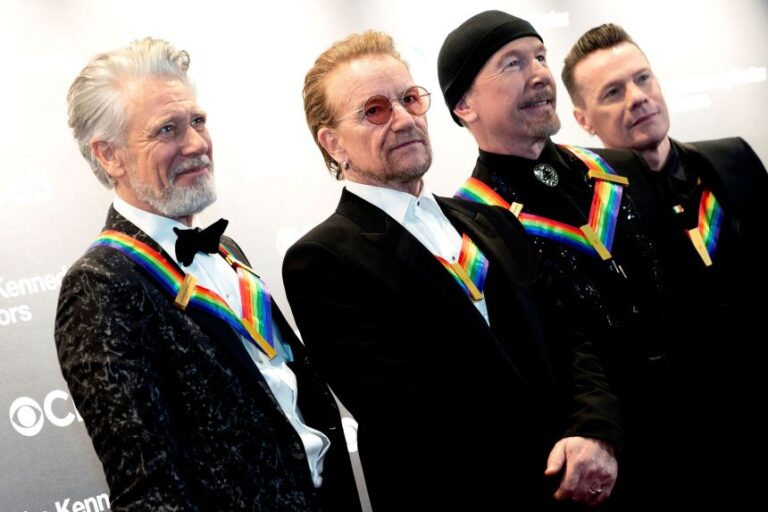 U2 condena violencia en Gaza y pide alto al fuego: “Es una prueba de nuestra humanidad compartida”