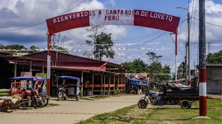 Perú acusa a Colombia de invadir su espacio aéreo con avión: Crece la tensión en la isla Santa Rosa de Loreto