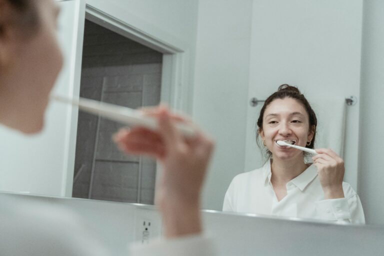 Sernac emite alerta de seguridad por pasta dental Colgate: Saborizante generaría efectos adversos