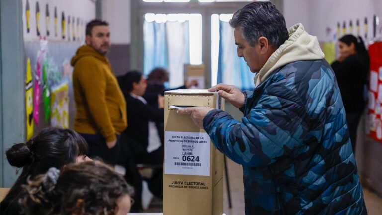 Duro golpe para Javier Milei: Oposición se impone a Libertad Avanza en elecciones provinciales de Buenos Aires