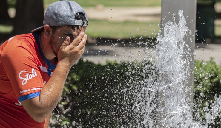 Emiten aviso por calor extremo en dos regiones del país: Máximas alcanzarán los 35°C