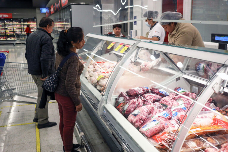 Fiestas Patrias 2025: ¿Cómo funcionará el comercio el 18 y 19 de septiembre?