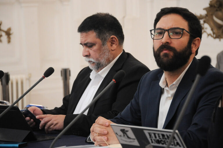 Ordenan al Gobierno entregar correos entre Crispi y Duran tras denuncia contra Monsalve: Buscan saber si se planeó reemplazarlo