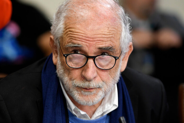 Montes emplaza a Matthei tras dichos sobre cifras fiscales mentirosas: 