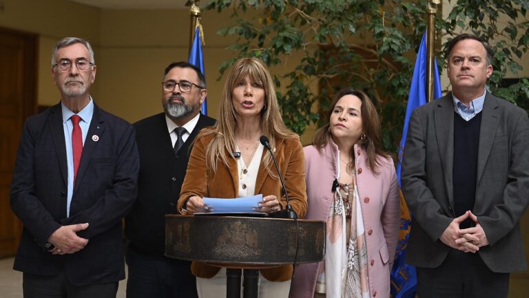 Demócratas defiende candidatura de Ximena Rincón al Senado: 