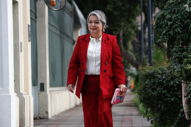 Jeannete Jara vuelve a defender propuesta de ingreso vital: 