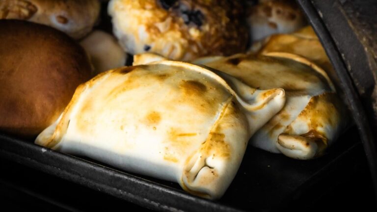 Cotizador de precios para las Fiestas Patrias: Diferencias de hasta $30 mil en una canasta dieciochera