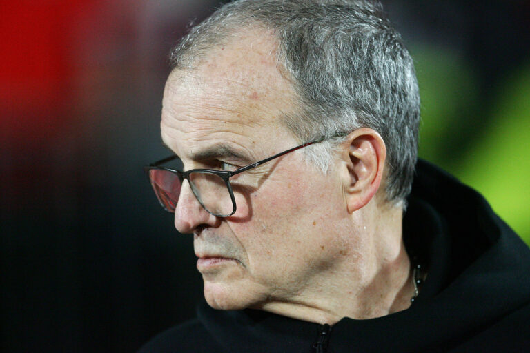 Marcelo Bielsa por Harold Mayne-Nicholls como presidente: 