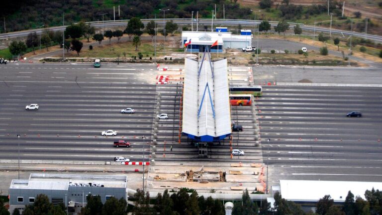 Habilitan tránsito en el Túnel Lo Prado tras accidente en la Ruta 68 que generó gran congestión vehicular
