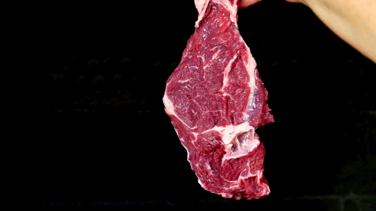 ¿Supermercado o carnicería? Dónde conviene comprar carne para el 18 tras el alza de precios