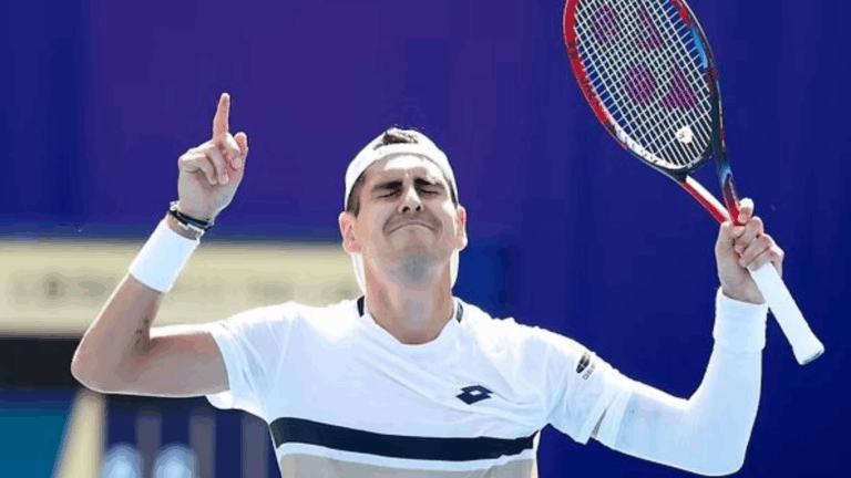 Alejandro Tabilo tras título en Chengdu: “Ha sido un año muy duro con muchas lesiones, pero esto es inolvidable”