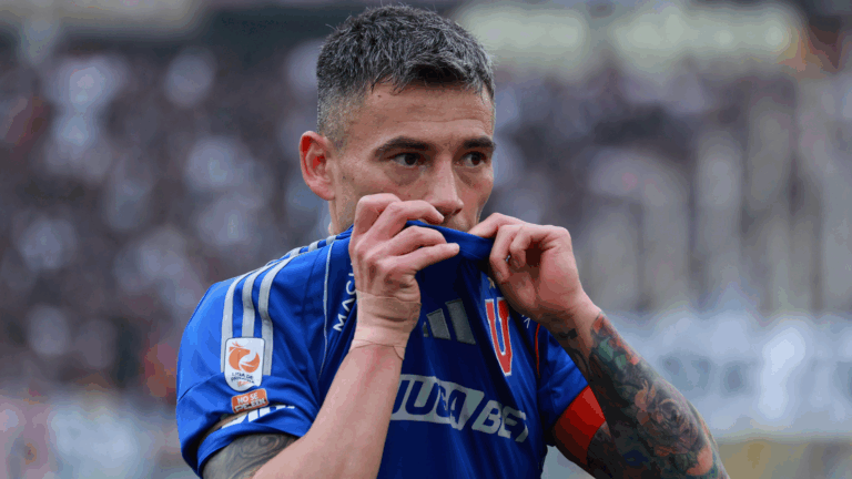 Ídolo de Colo Colo expresa apoyo a la U antes del duelo con Alianza Lima