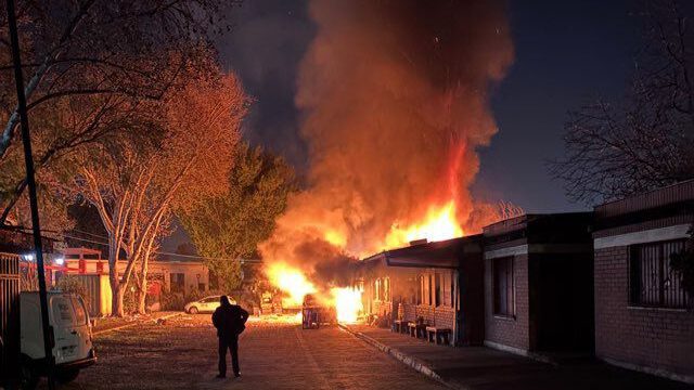 Incendio afecta dependencias de la Municipalidad de Cerro Navia
