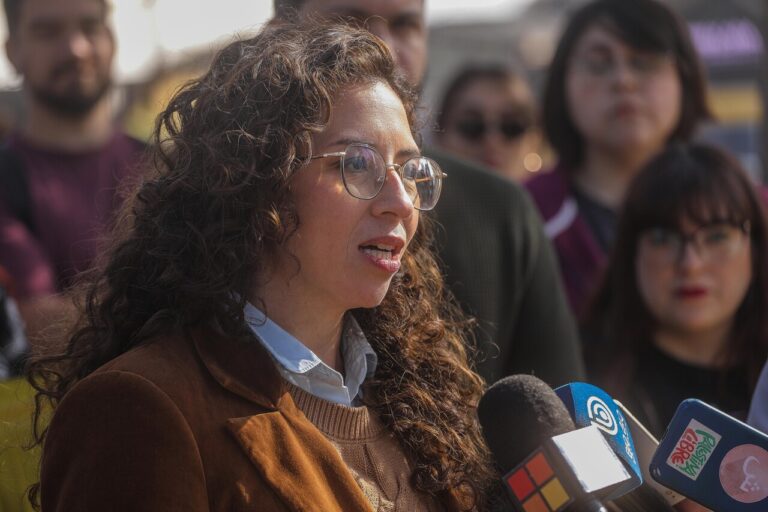 Vocera de Jara acusa falta de transparencia en Kast por su plan de pensiones: “Está ocultando sus verdaderas intenciones”