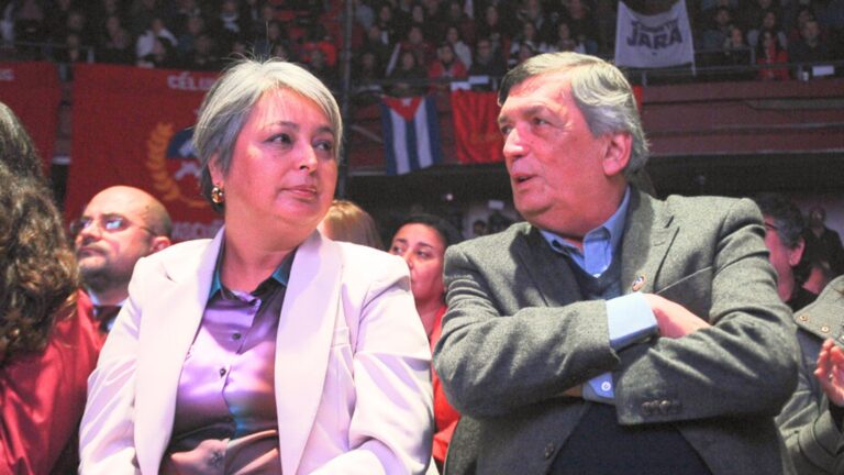 Dirección La Moneda: ¿Por qué Lautaro Carmona y Bárbara Figueroa no estuvieron presentes en el lanzamiento de Jara?