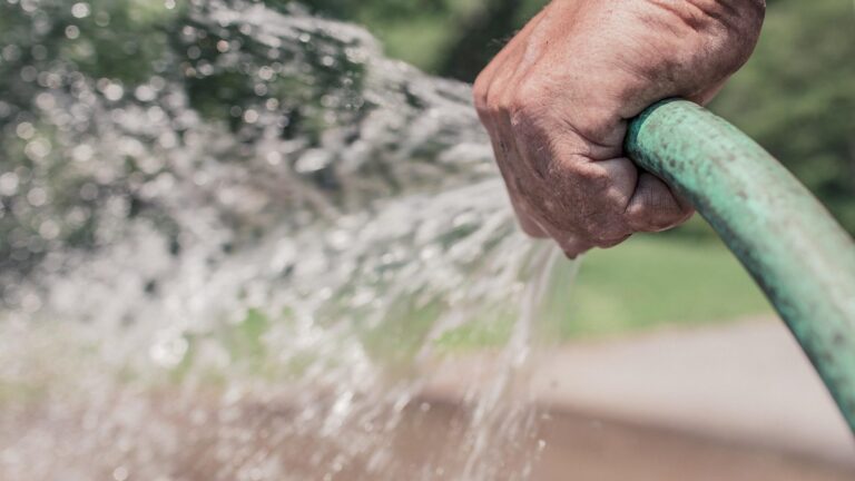 Qué significa el cambio en tarifa de verano de Aguas Andinas y a quiénes afecta