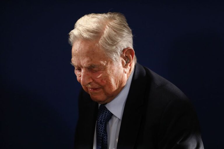 ¿Quién es George Soros, el famoso filántropo bajo ataque?