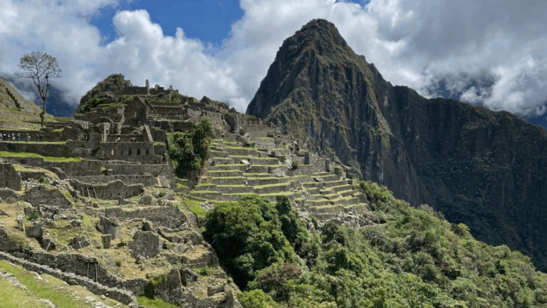 Por qué Machu Picchu estaría en riesgo de perder su designación como una de las Nuevas Siete Maravillas del Mundo