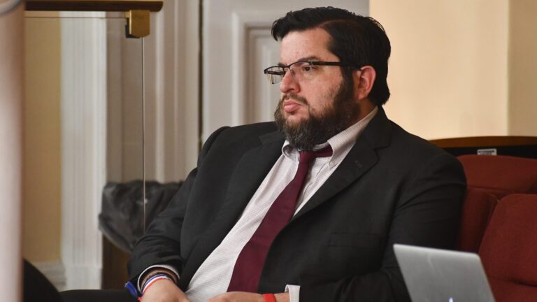 Coordinador comunicacional de Kast por el debate de los US$6.000 millones: “No vamos a recortar el gasto social y la izquierda sigue insistiendo en eso”