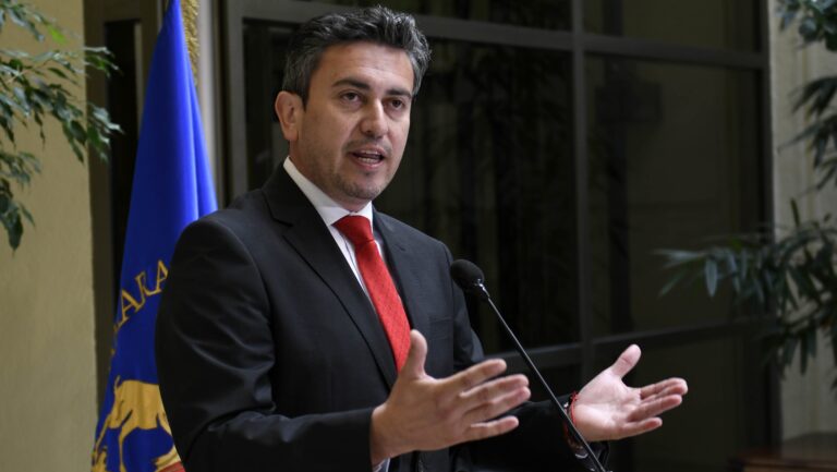 Corte de Apelaciones revoca arresto domiciliario de Ojeda y ordena su regreso a prisión preventiva