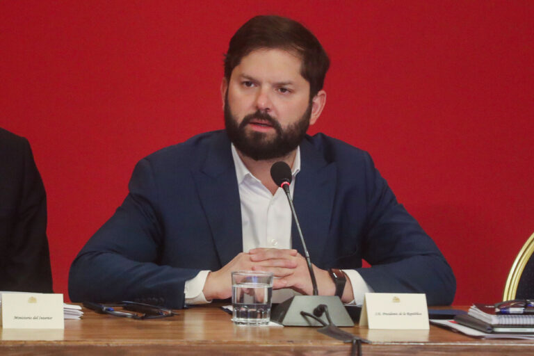 Boric se reunirá con el papa León XIV en el Vaticano en el inicio de su visita a Roma