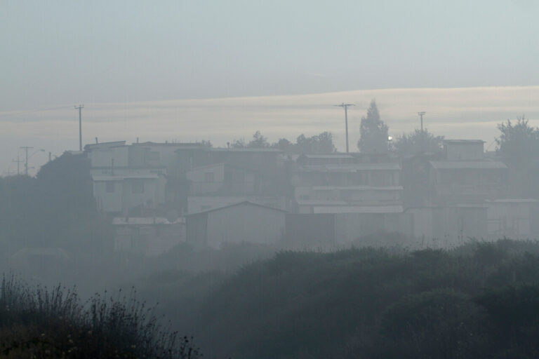 Serviu Los Lagos advierte desalojo con “fuerza pública” en población de Padre Hurtado de Puerto Montt