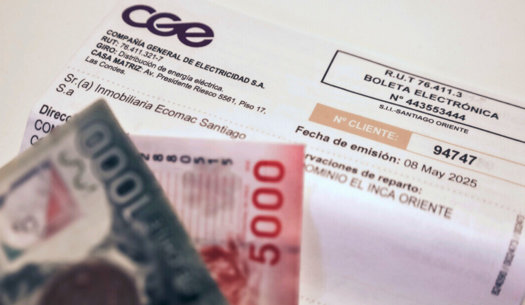 Cuentas de luz bajarán cerca de $2.000 mensuales desde 2026, tras acuerdo entre el Gobierno y Transelec