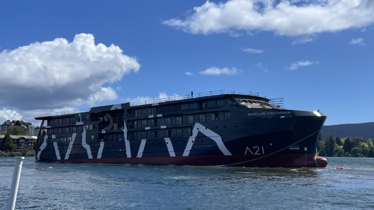 Magellan Discoverer: Así es el primer crucero híbrido de América diseñado con ingeniería chilena