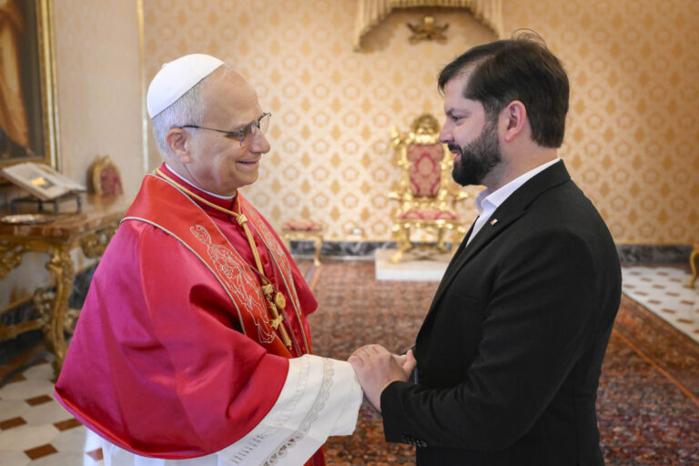 Presidente Boric habla sobre su encuentro con el papa León XIV: “Fue una muy bonita y reflexiva reunión”