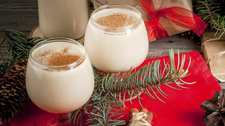 Cola de mono es destacado entre los 20 mejores cocktails del mundo de la guía culinaria Taste Atlas