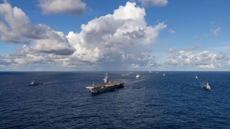 EE.UU. ataca otro barco que presuntamente transportaba drogas en el Caribe, según funcionarios