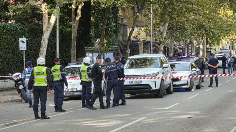 Jueza fue asesinada en medio de un juicio en Albania: Atacante fue detenido