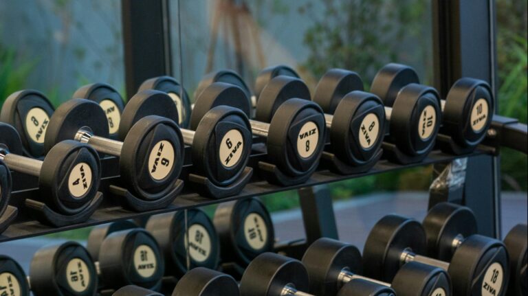 Sernac oficia a gimnasio Line-Hit tras repentino cierre de sucursal en Maipú